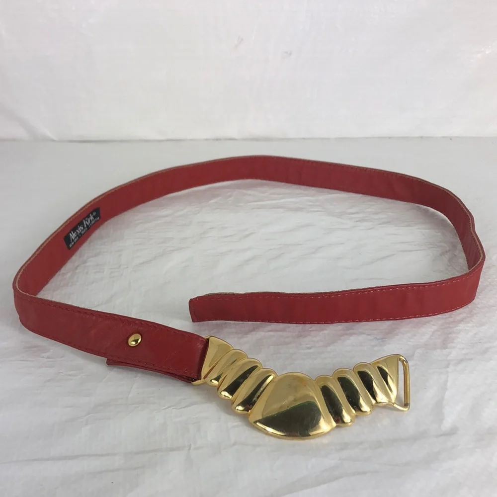Alexis Kirk Red Leather Gold Tone Buckle Belt - Picture 3 of 9